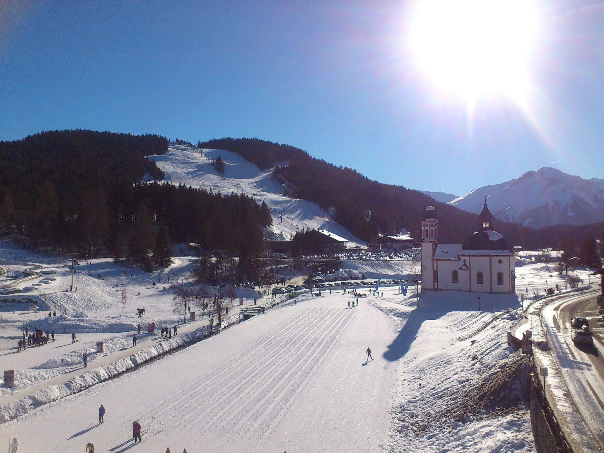 Hotel Wetterstein Seefeld Seefeld in Tirol Exterior photo